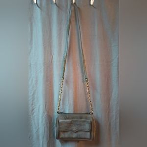 Crossbody purse